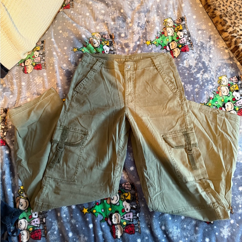 American Eagle Stretch Olive Pants